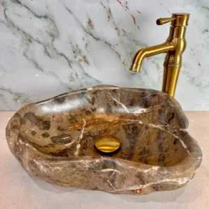 کاسه روشویی خاص با سنگ رودخانه‌ای طبیعی